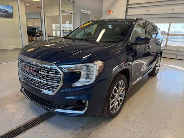 Used 2023 GMC Terrain Denali image 6