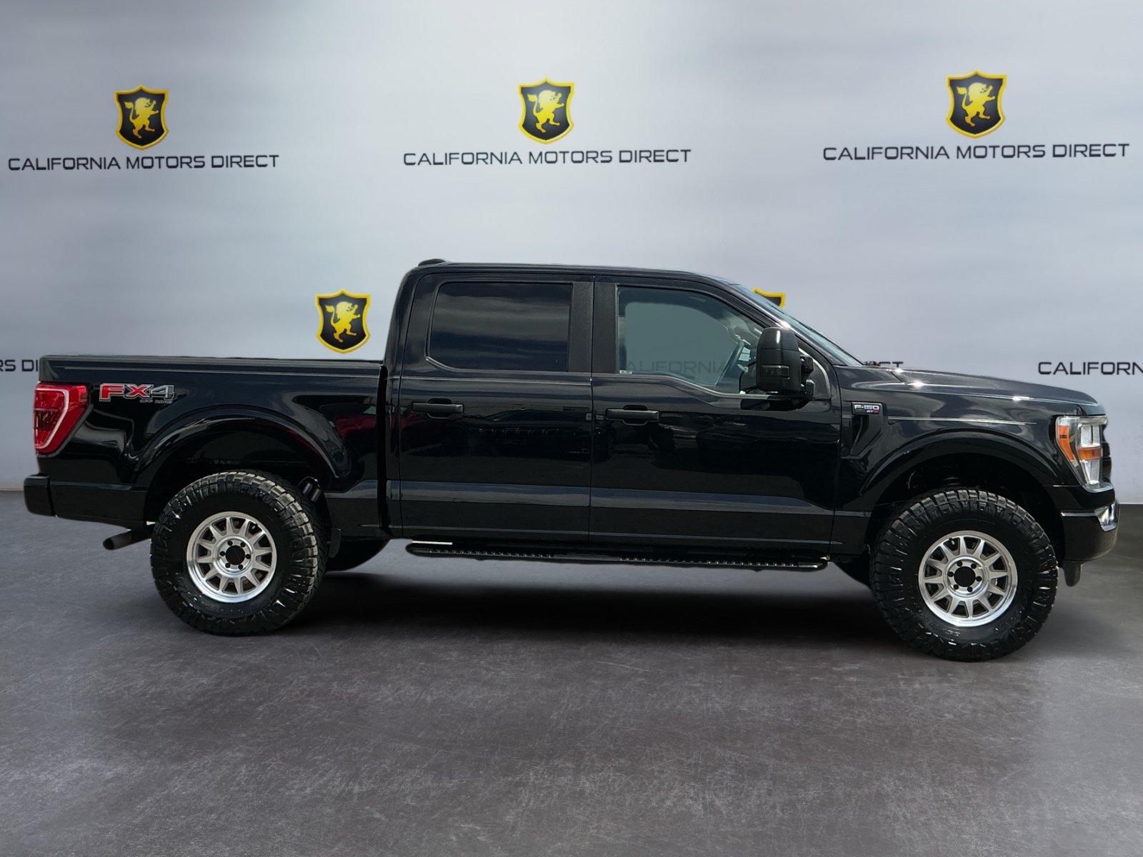 Used 2022 Ford F150 XL w/ STX Appearance Package AWD/4WD image 4