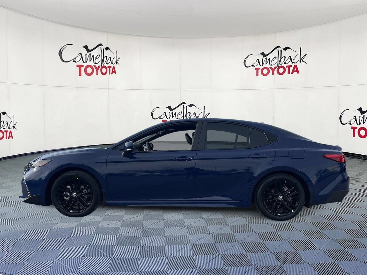 New 2026 Toyota Camry SE FWD image 4