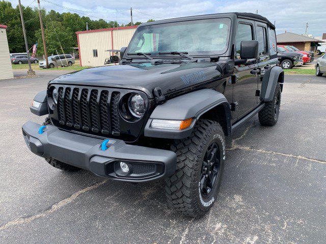 Used 2023 Jeep Wrangler Unlimited w/ Cold Weather Group AWD/4WD image 6