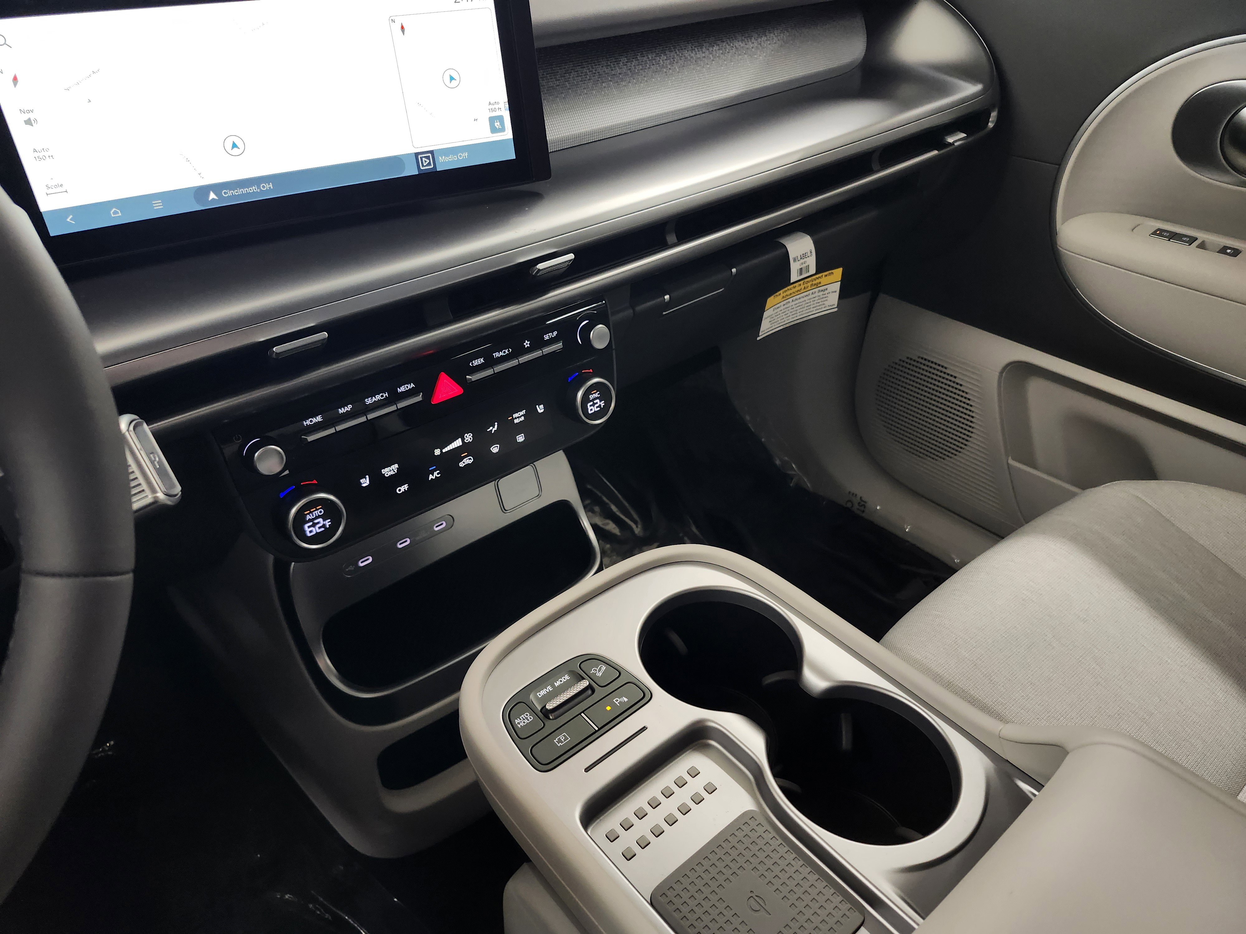 New 2026 Hyundai Ioniq 9 S image 10