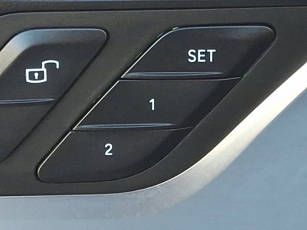 Used 2024 BMW X3 xDrive30i w/ Premium Package w/ZPA image 29