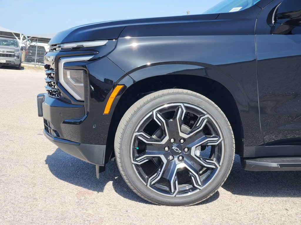 New 2026 Chevrolet Tahoe RST w/ RST Capability Package AWD/4WD image 5