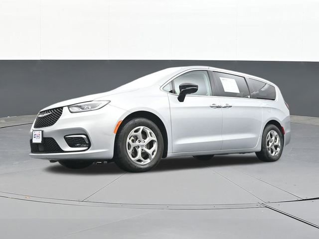 Used 2024 Chrysler Pacifica Limited FWD image 57