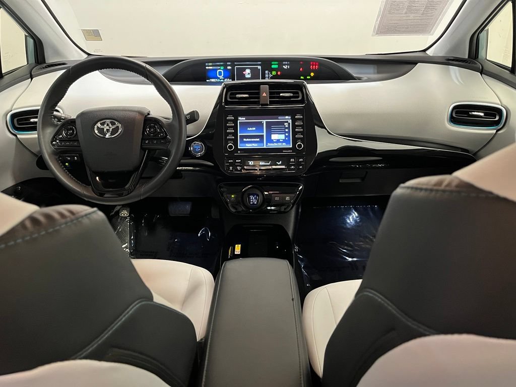 Used 2021 Toyota Prius XLE w/ Carpet Mat Package (TMS) AWD/4WD image 17