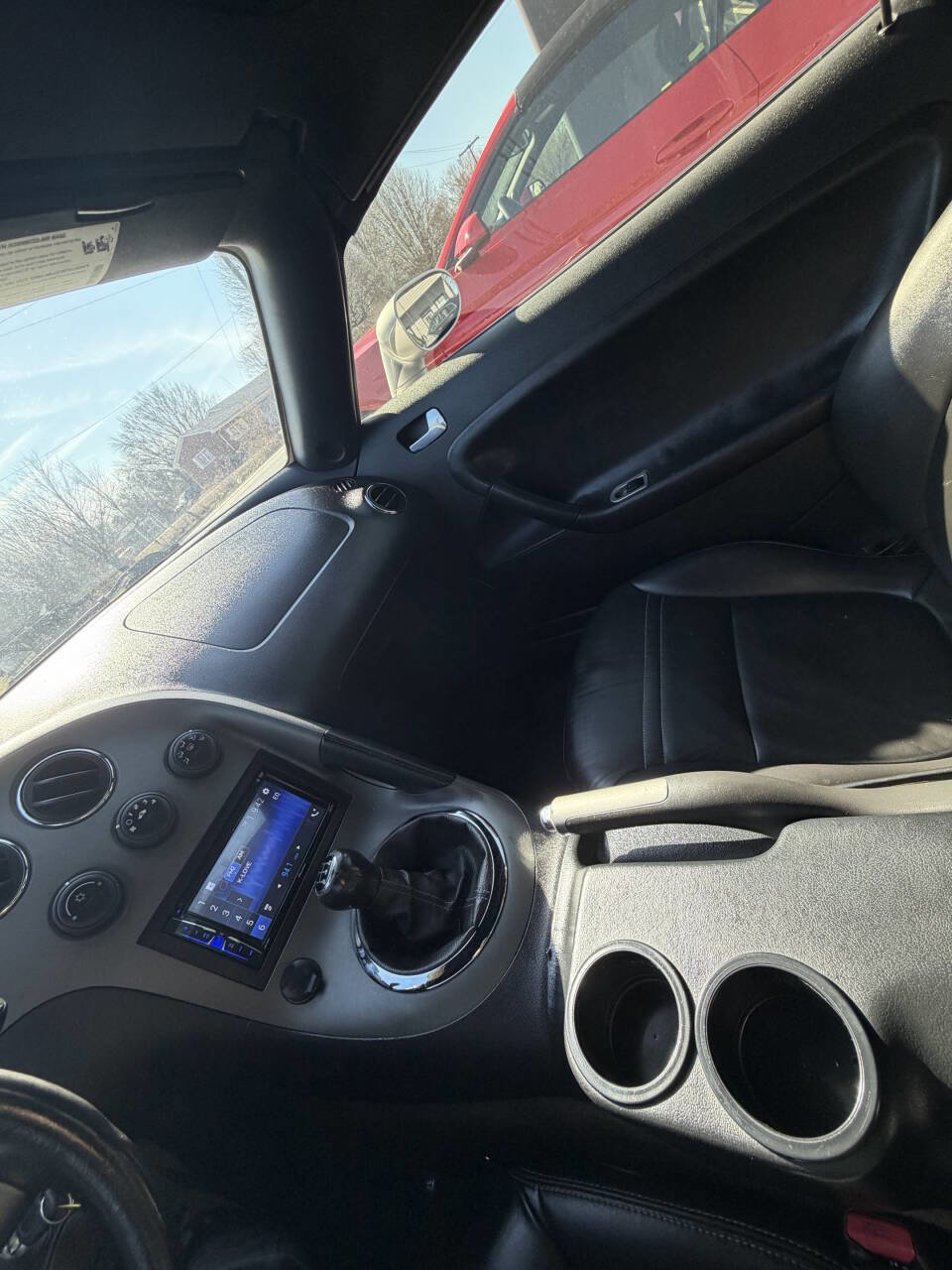 Used 2006 Pontiac Solstice Convertible w/ Premium Package image 10