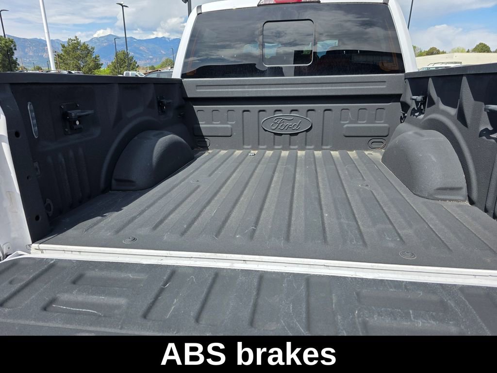 Used 2018 Ford F150 Lariat w/ Equipment Group 502A Luxury AWD/4WD image 9