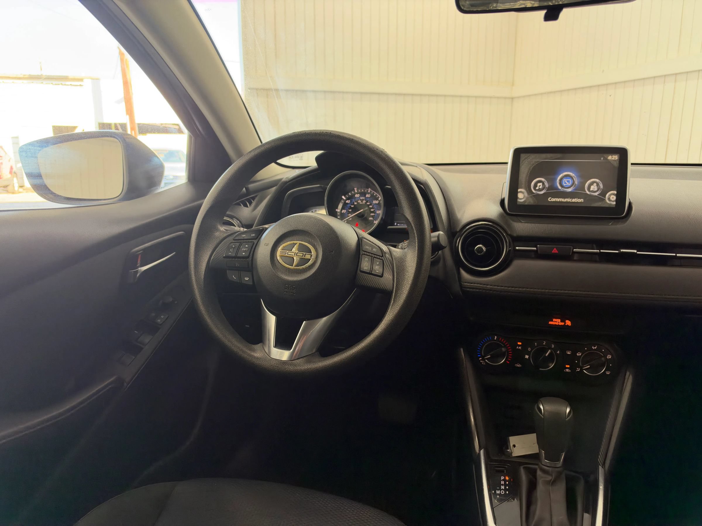 Used 2016 Scion iA FWD image 15
