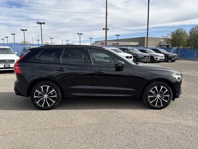 New 2025 Volvo XC60 B5 Plus w/ Climate Package PRO image 4