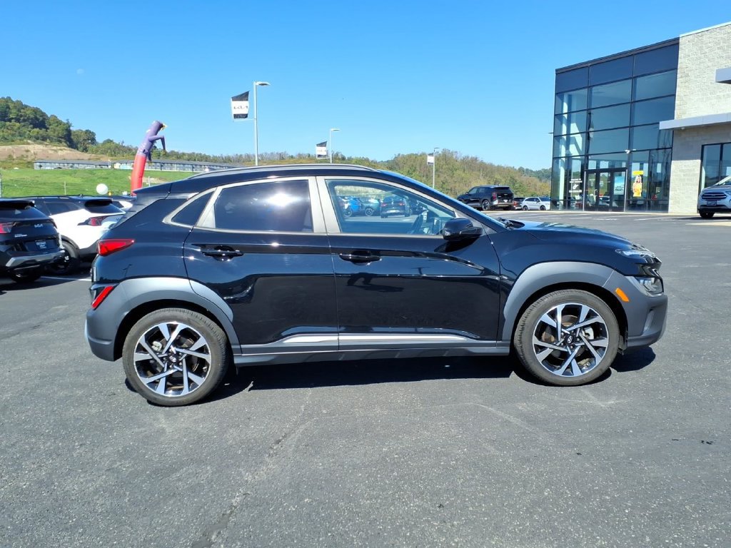 Used 2023 Hyundai Kona Limited w/ Cargo Package AWD/4WD image 7