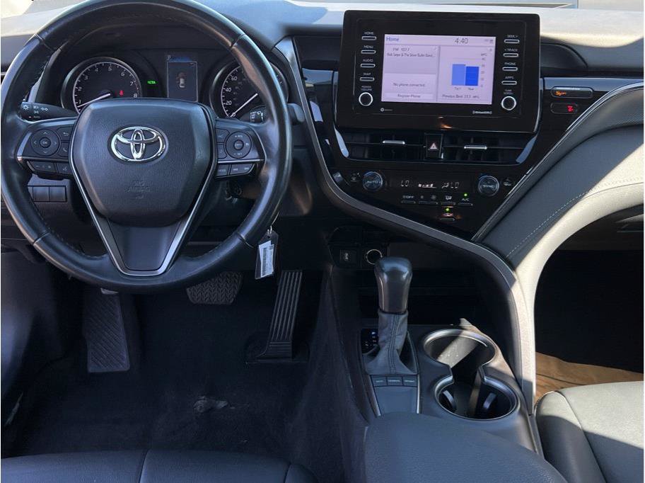 Used 2024 Toyota Camry SE FWD image 10
