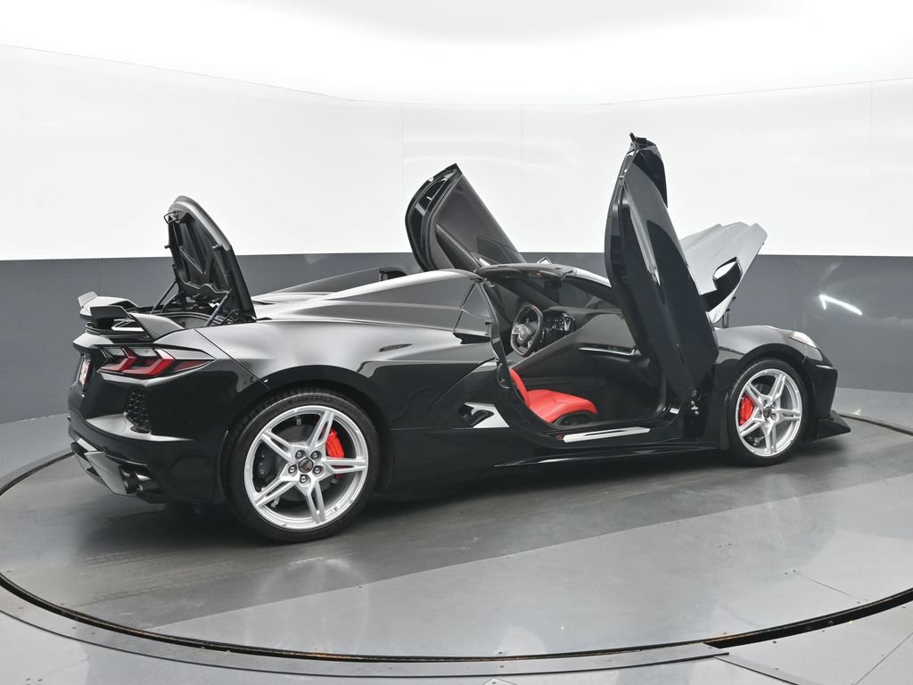 Used 2024 Chevrolet Corvette Stingray Convertible w/ 1LT RWD image 34