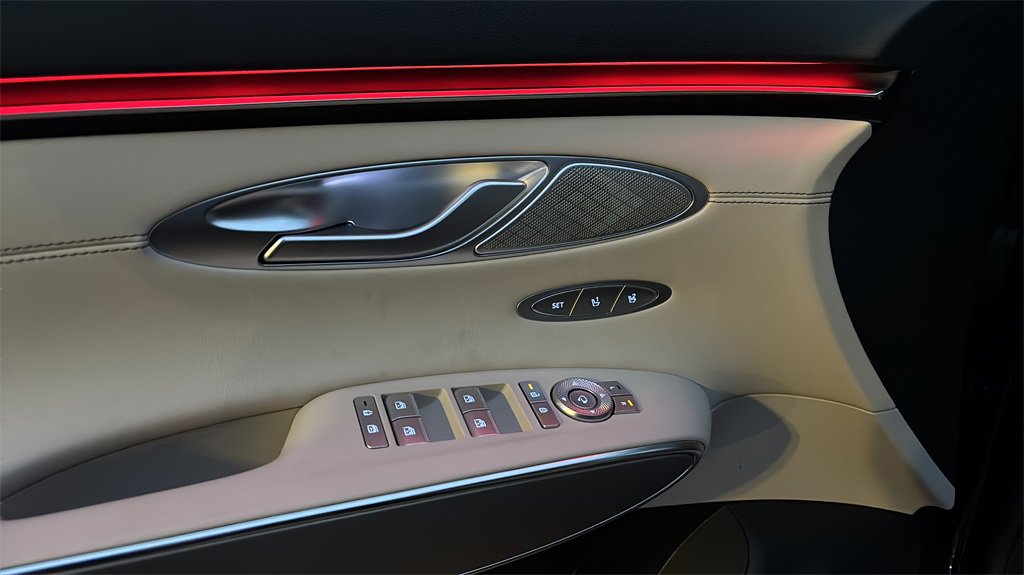 New 2026 Genesis GV70 2.5T Select image 16