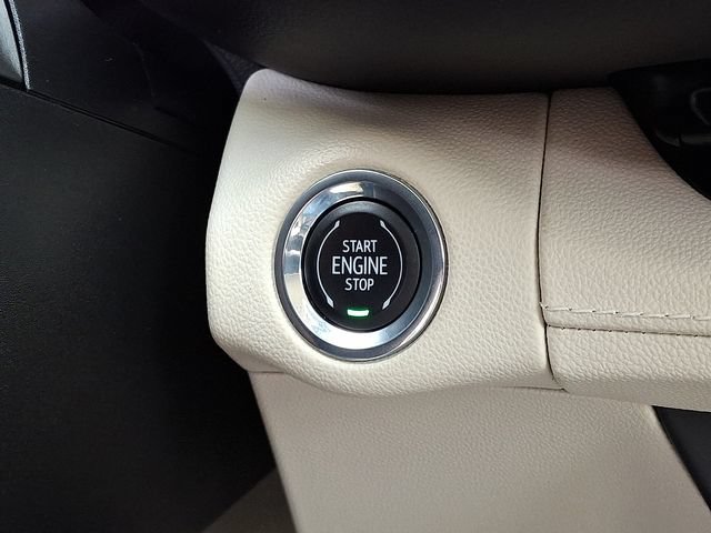 Used 2023 Buick Envision Avenir AWD/4WD image 24