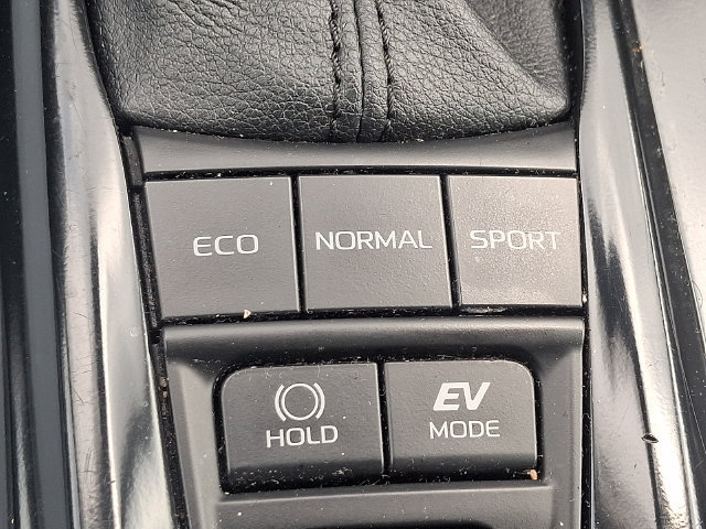 Used 2025 Toyota Camry LE FWD image 23