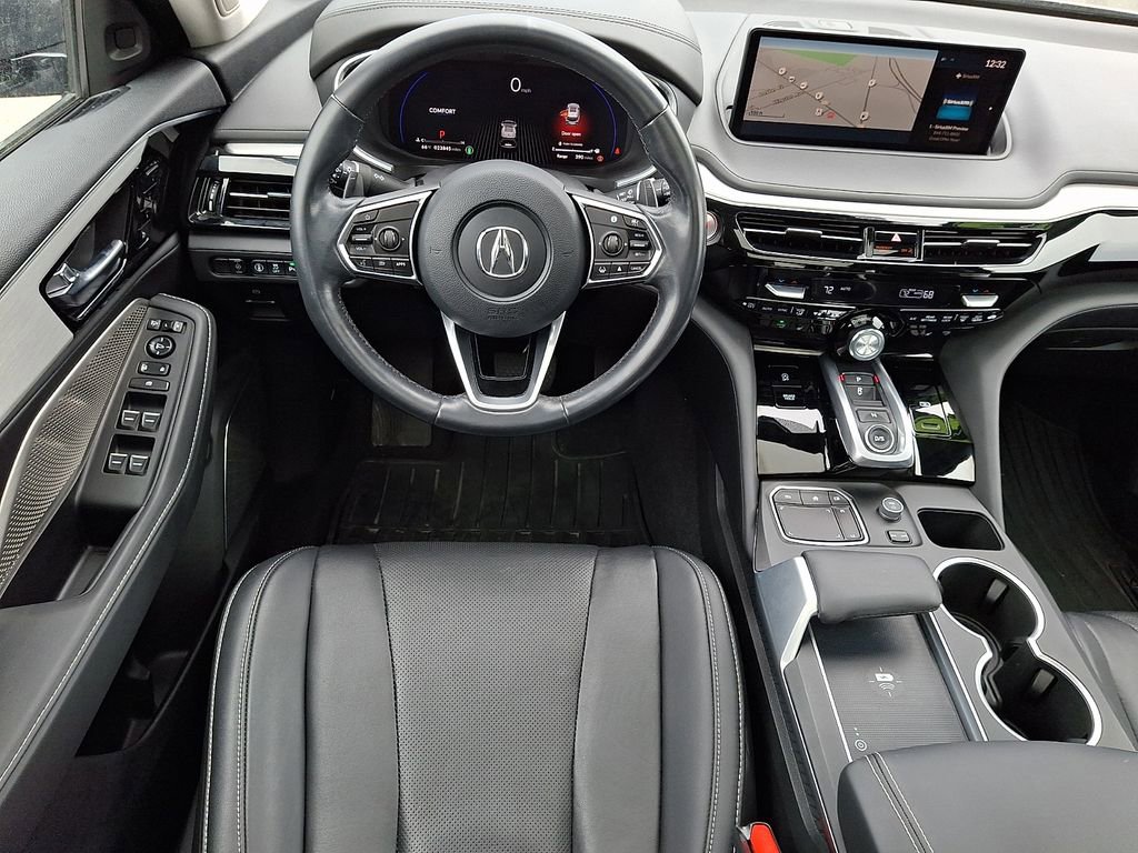 Used 2023 Acura MDX SH-AWD w/ Technology Package image 11