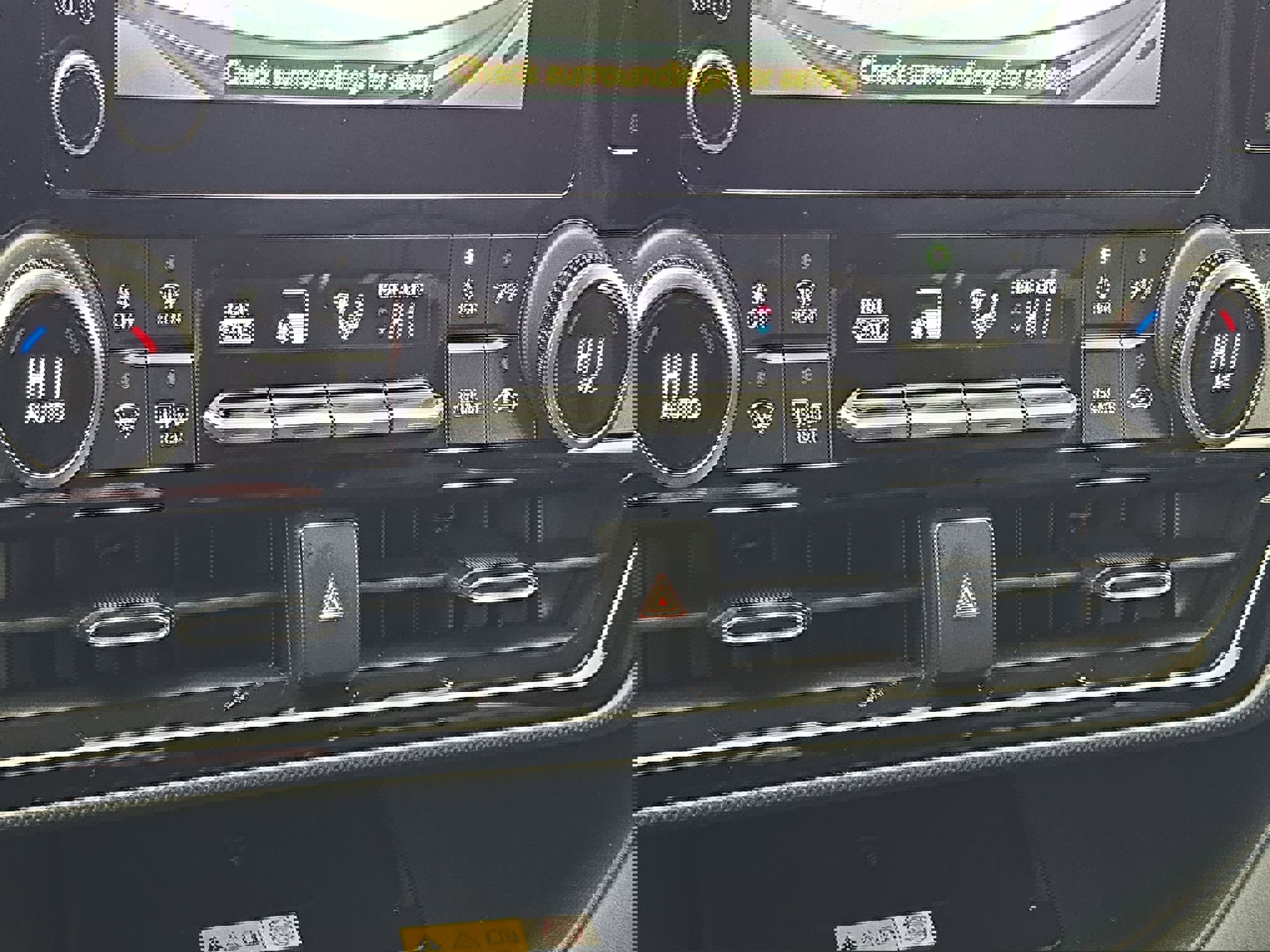 Used 2023 Toyota Highlander XSE image 24