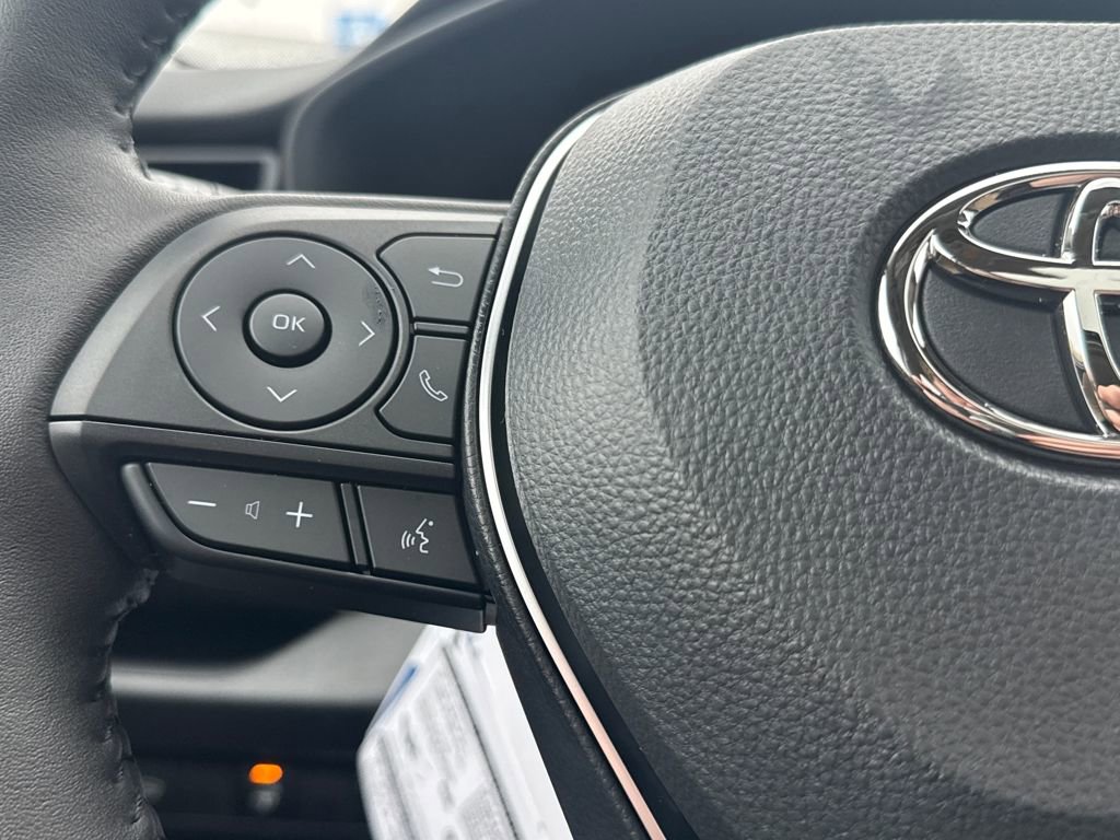 New 2025 Toyota RAV4 XLE image 23