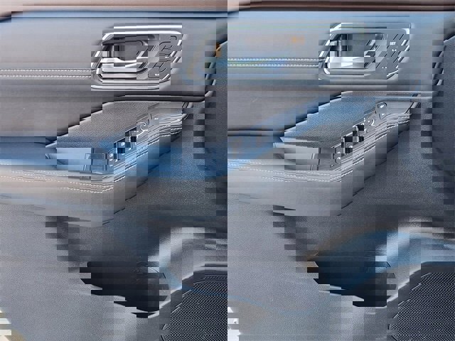 Used 2021 Nissan Rogue Platinum image 18