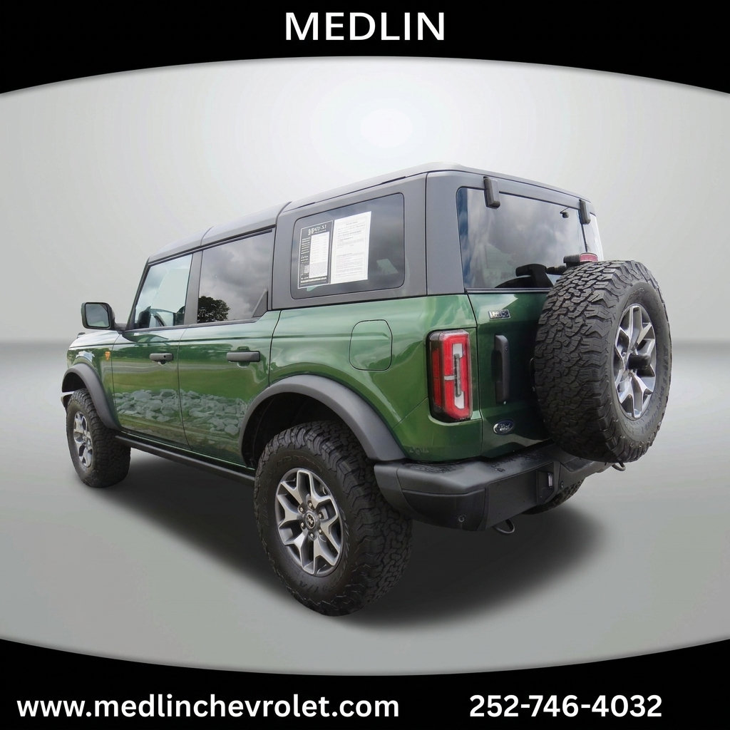 Used 2025 Ford Bronco Badlands AWD/4WD image 5