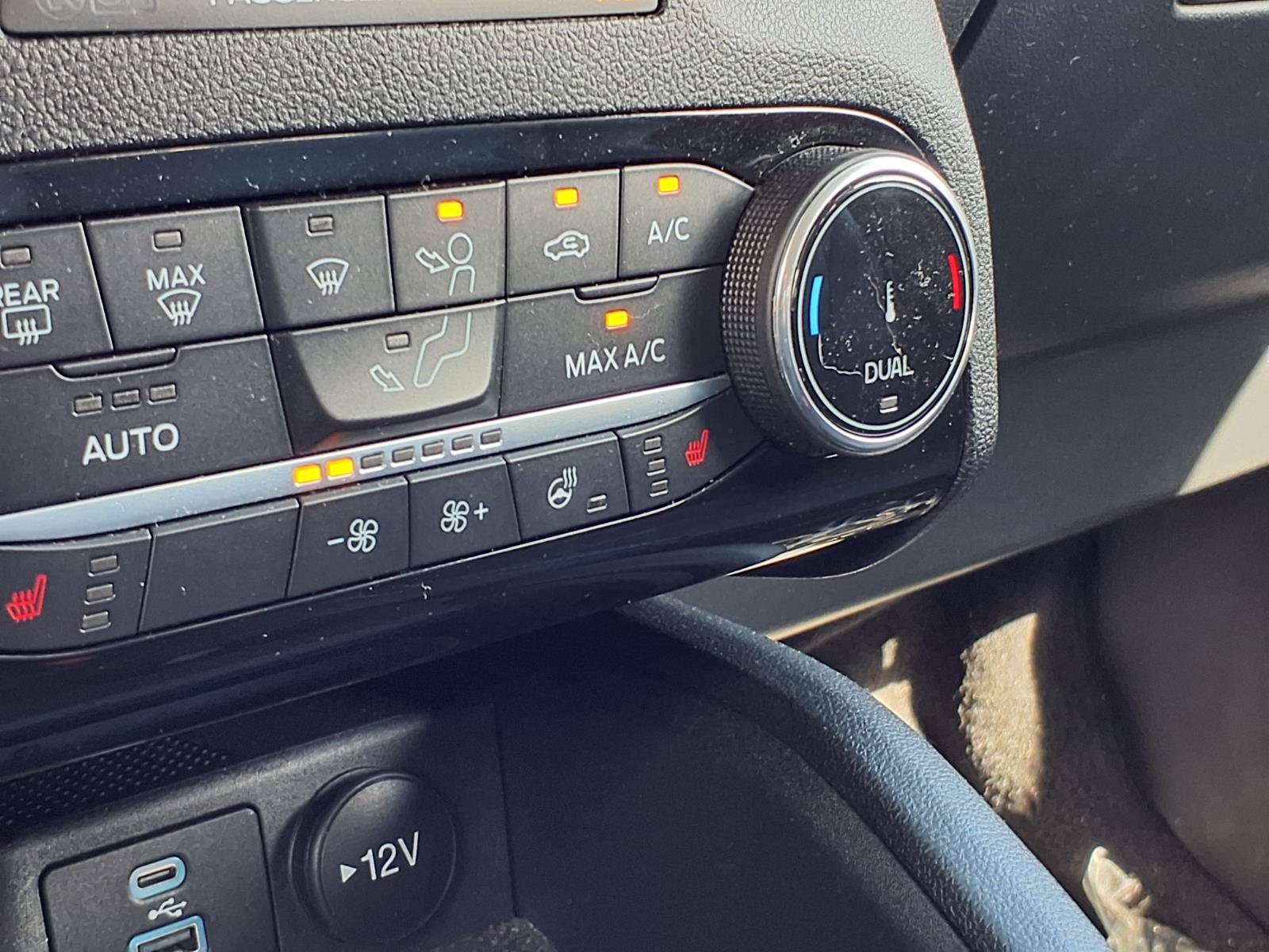 Used 2022 Ford Escape SEL AWD/4WD image 5