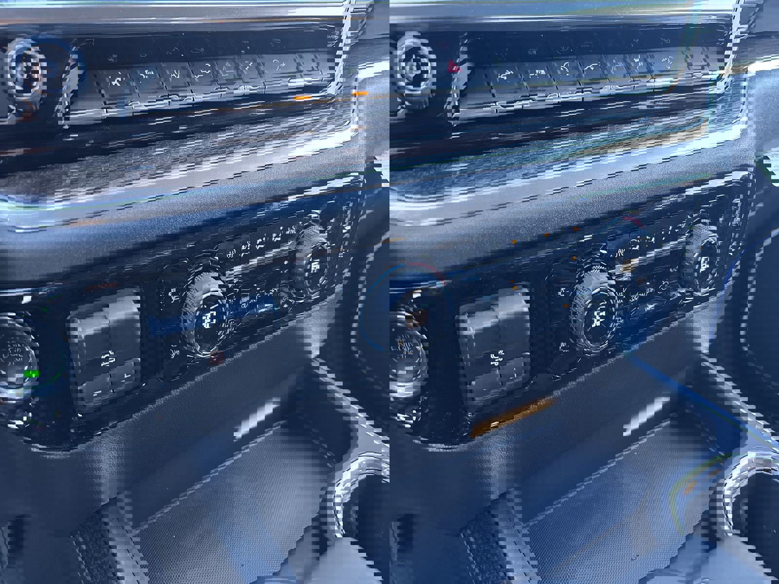 New 2026 Chevrolet Silverado 1500 LT Trail Boss w/ LT Trail Boss Premium Package image 21