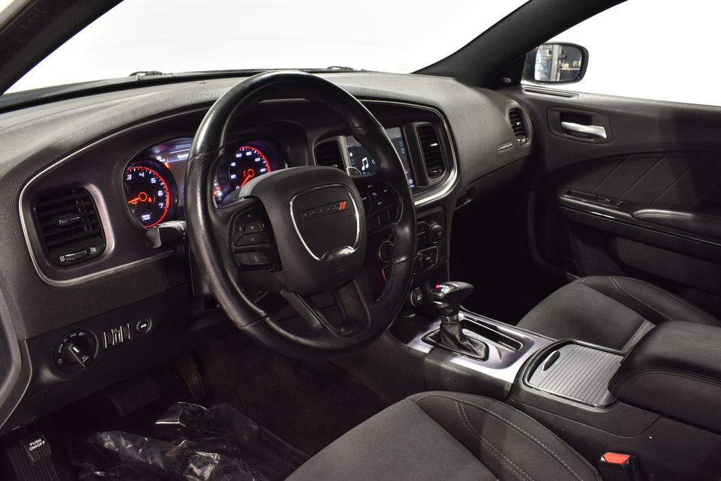 Used 2018 Dodge Charger GT w/ Blacktop Package image 11