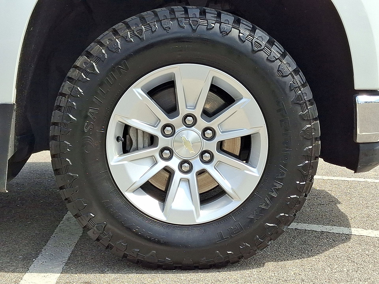Used 2020 Chevrolet Silverado 1500 LT w/ Texas Edition RWD image 27