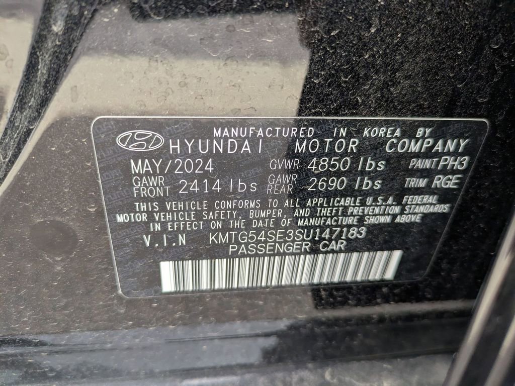 Used 2025 Genesis G70 3.3T Advanced w/ Sport Prestige Package image 28