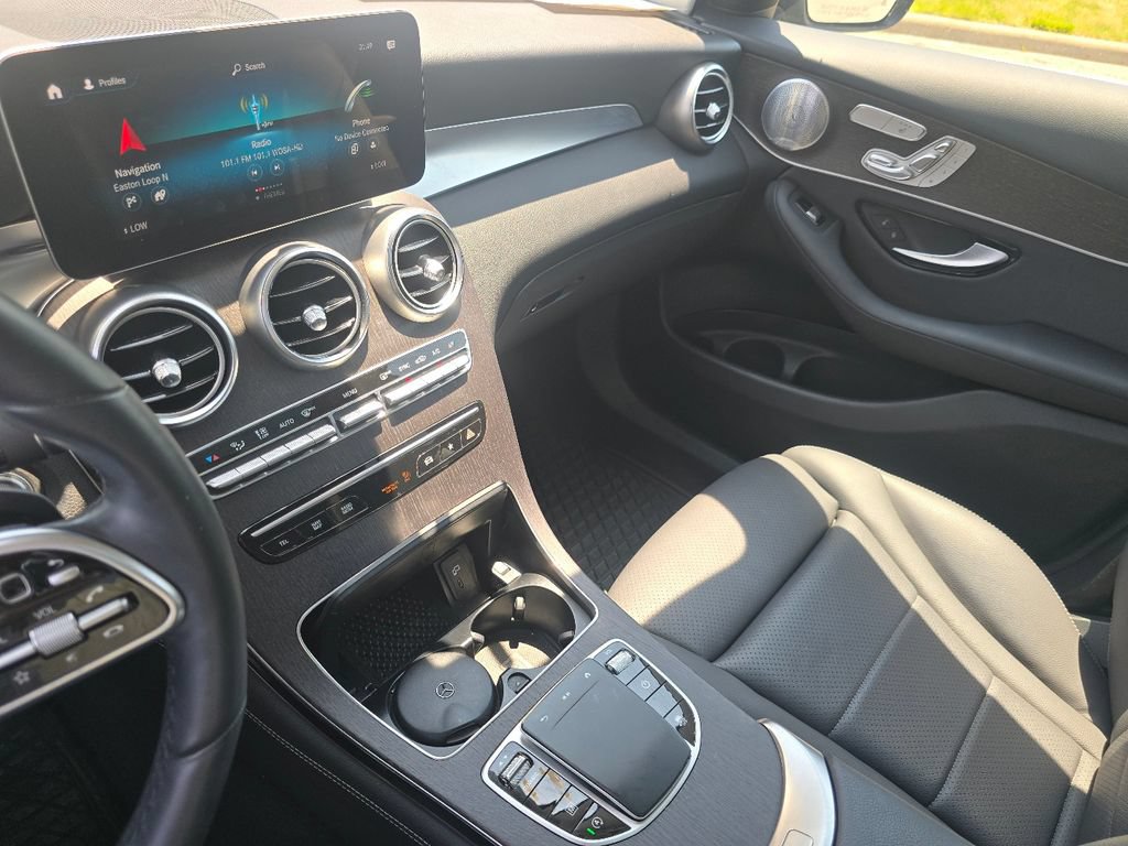 Used 2020 Mercedes-Benz GLC 300 4MATIC image 31