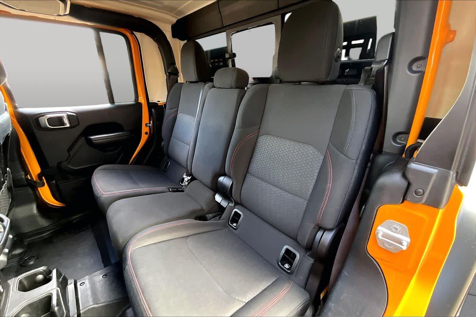 Used 2021 Jeep Gladiator Rubicon AWD/4WD image 20