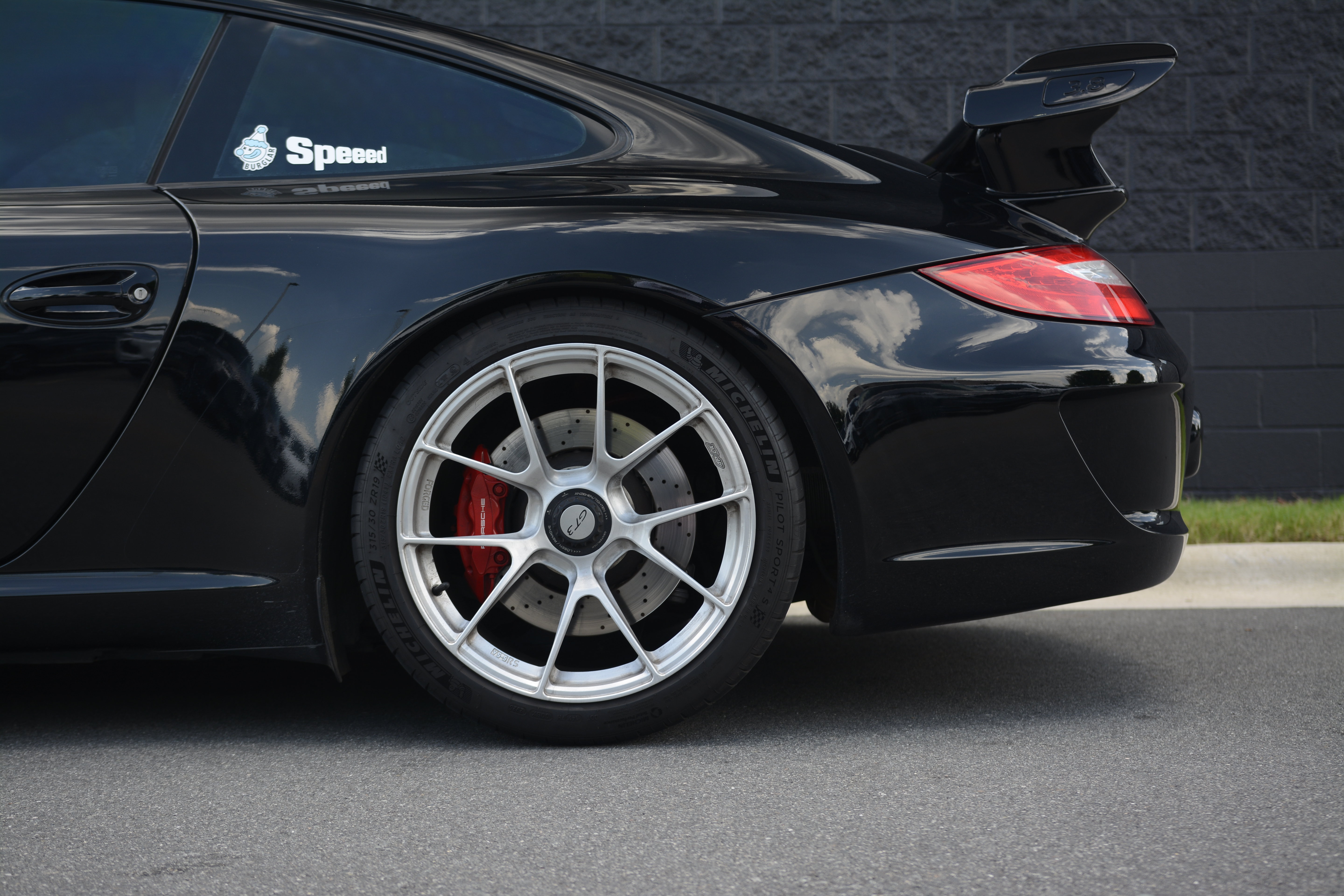Used 2010 Porsche 911 GT3 RWD image 38