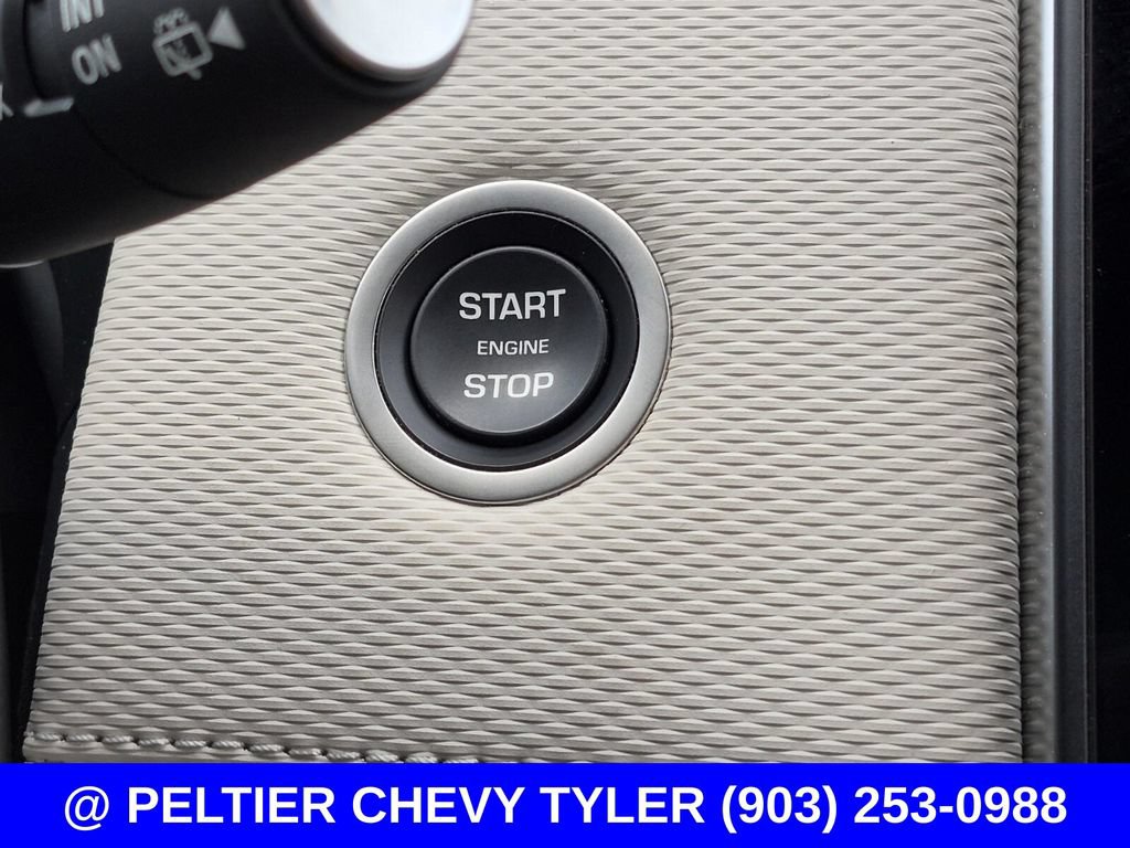 Used 2025 Land Rover Discovery Sport Dynamic SE AWD/4WD image 30