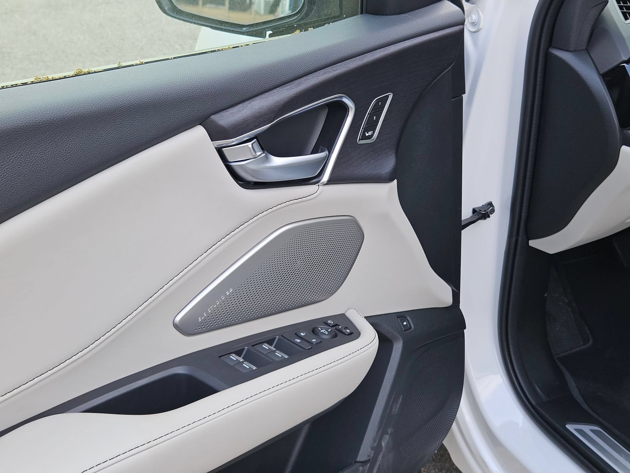 New 2026 Acura RDX SH-AWD w/ Advance Package image 13
