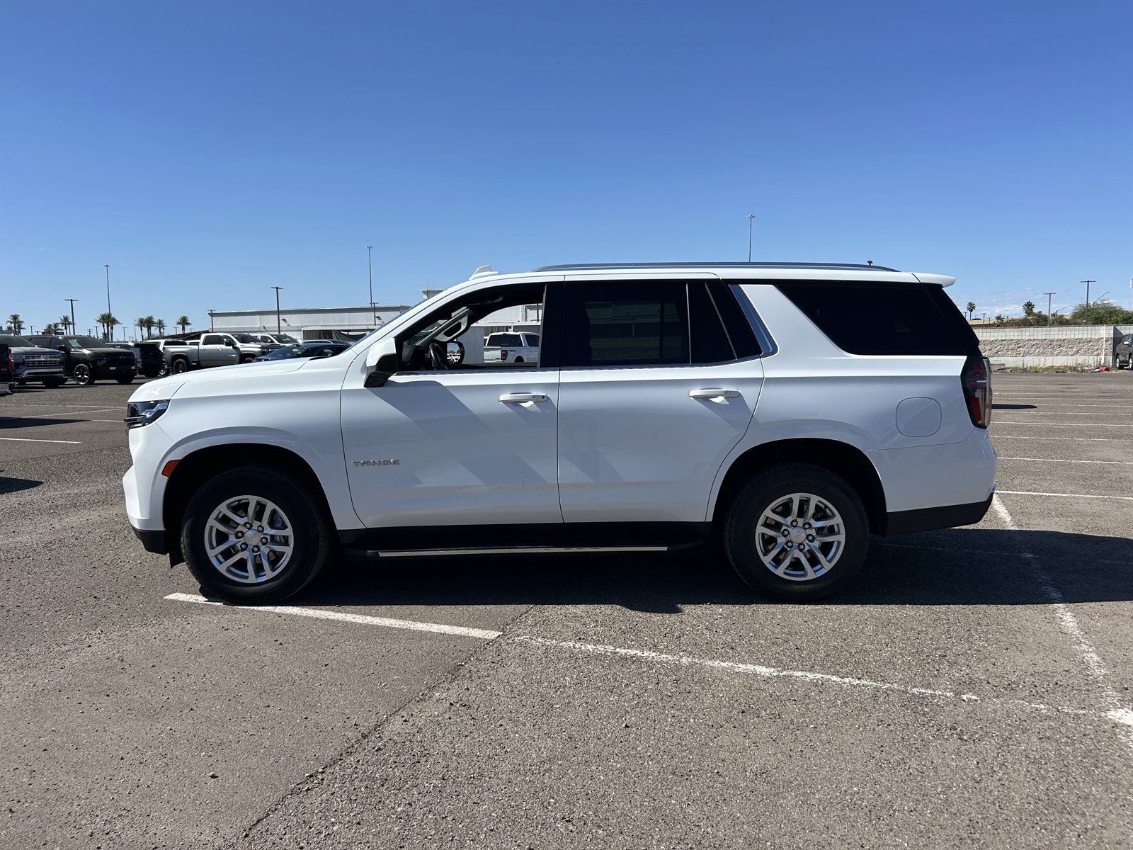 Certified 2024 Chevrolet Tahoe LT RWD image 2