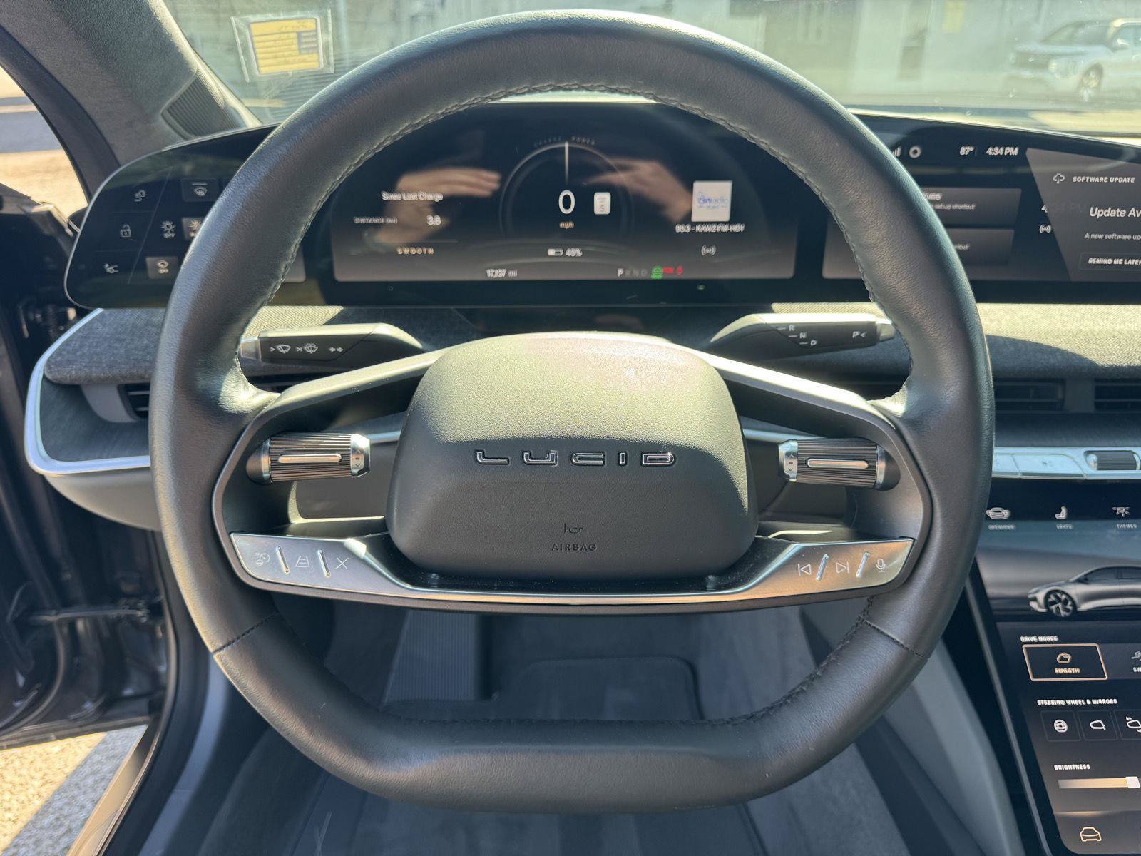 Used 2024 Lucid Air Touring AWD/4WD image 15