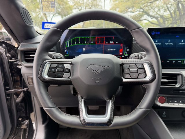 Used 2025 Ford Mustang EcoBoost image 9
