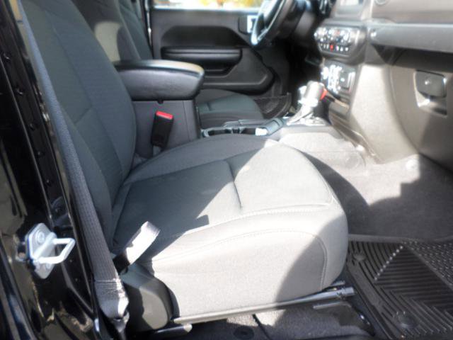 Used 2021 Jeep Gladiator Sport image 2