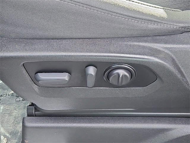 Used 2021 Chevrolet Silverado 1500 LT image 21