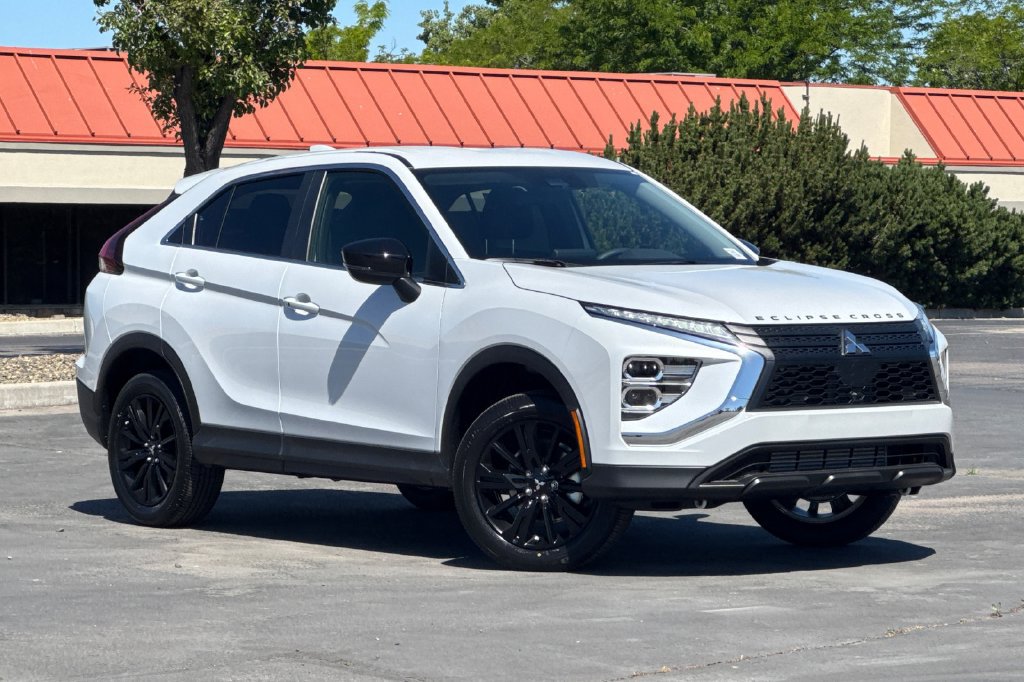 New 2026 Mitsubishi Eclipse Cross LE AWD/4WD image 2