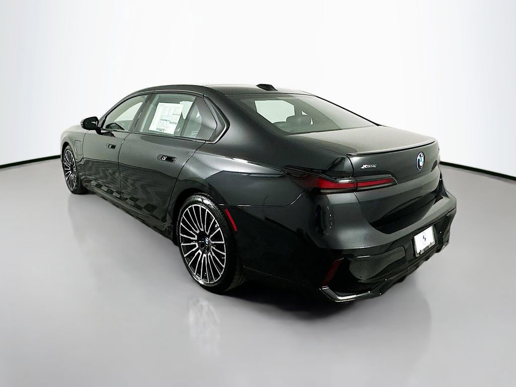 New 2026 BMW 750e xDrive w/ Executive Package image 7