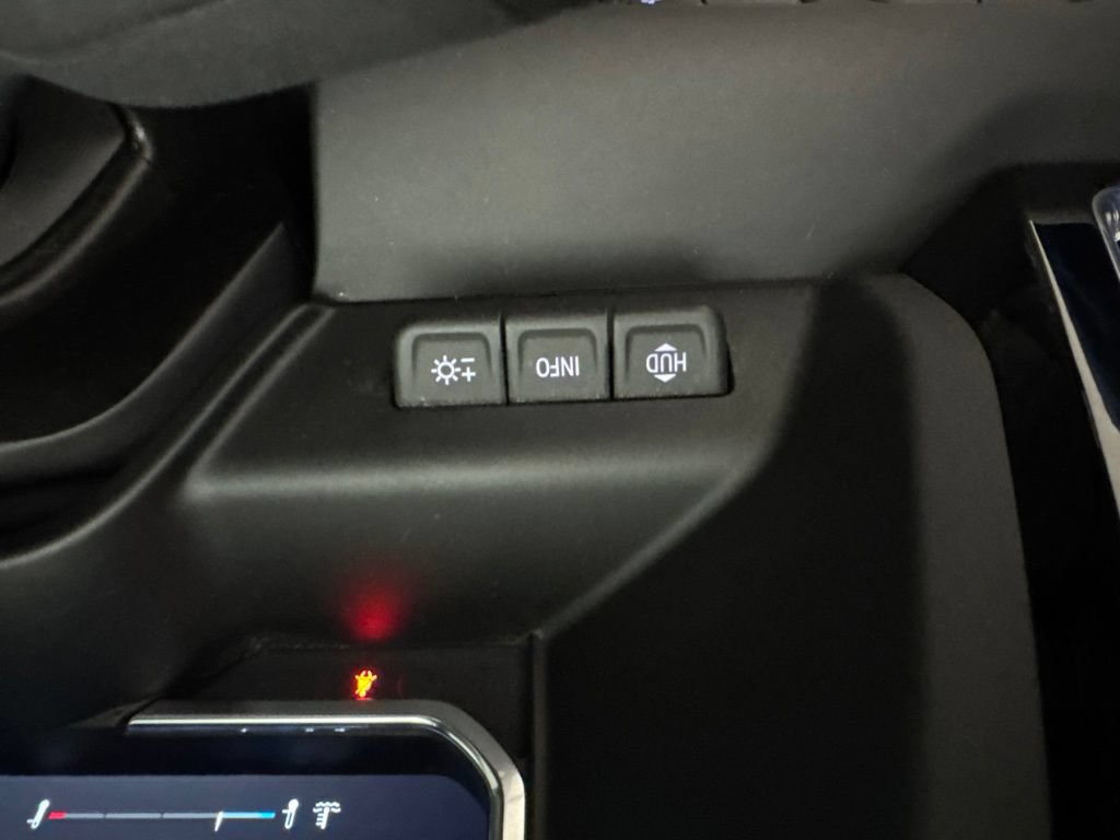 Used 2024 GMC Sierra 1500 Denali AWD/4WD image 26