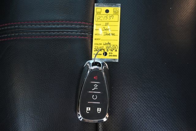 Used 2023 Chevrolet Traverse RS image 29