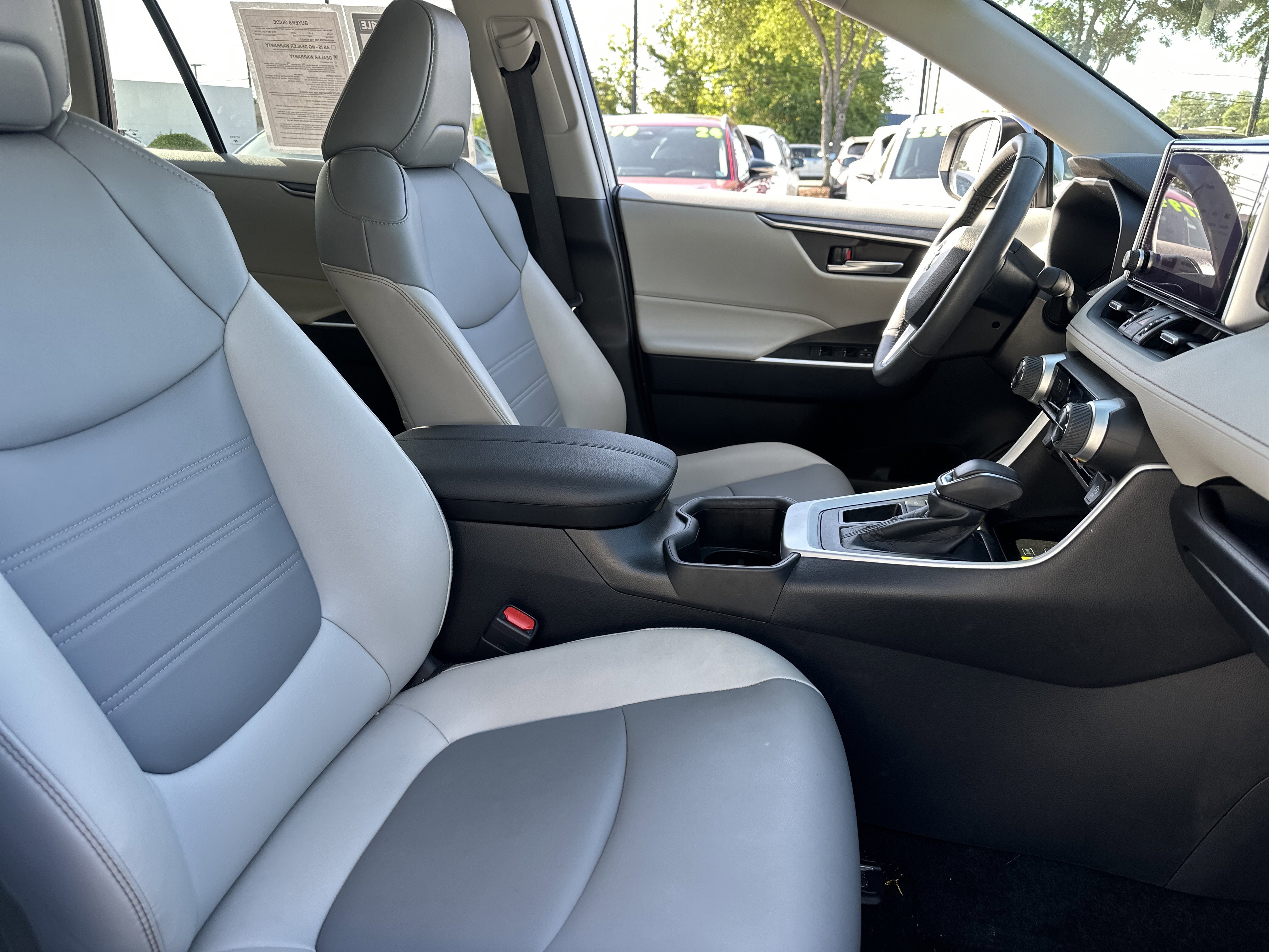 Used 2024 Toyota RAV4 XLE Premium FWD image 13