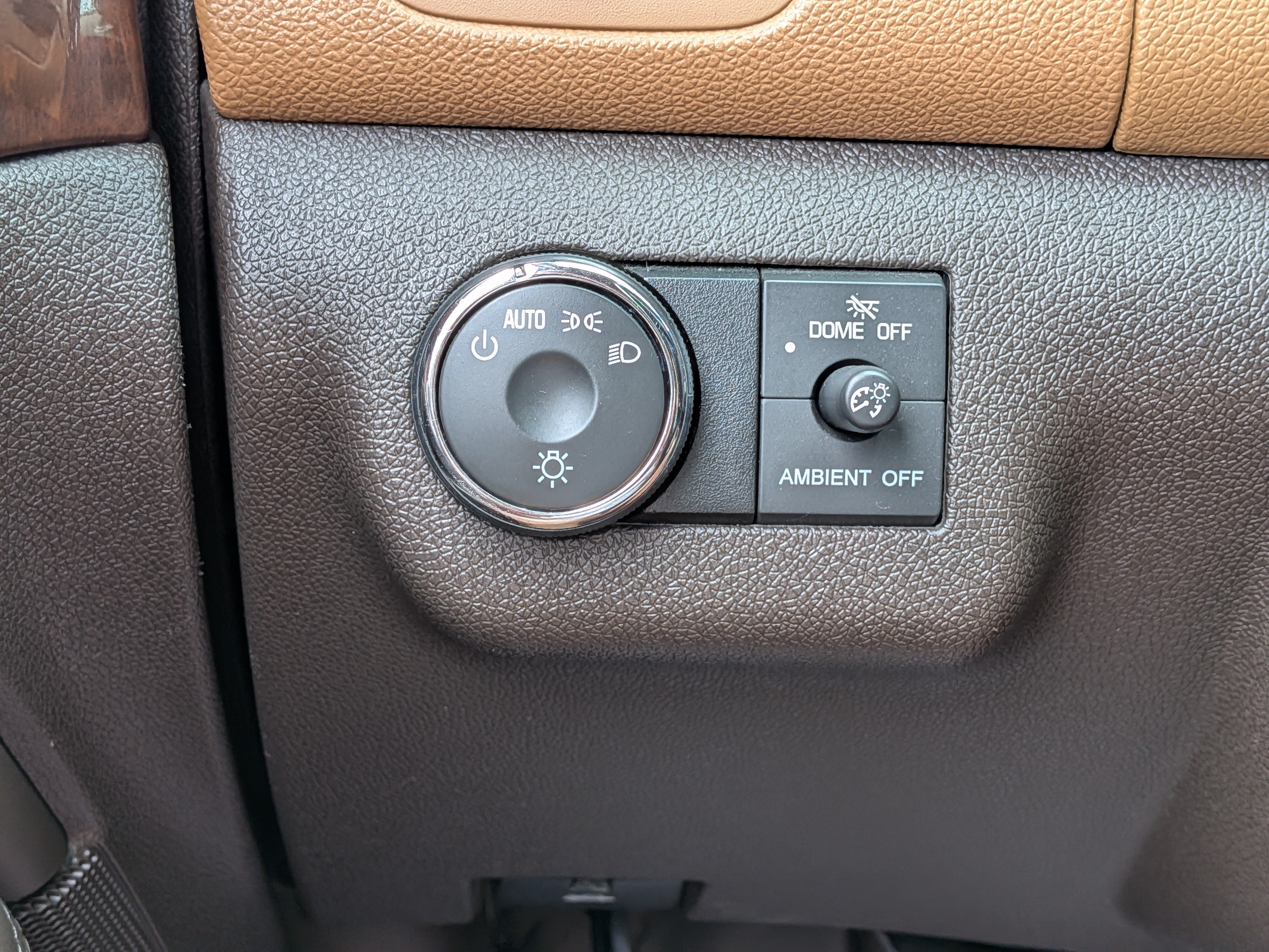 Used 2015 Buick Enclave Leather FWD image 24