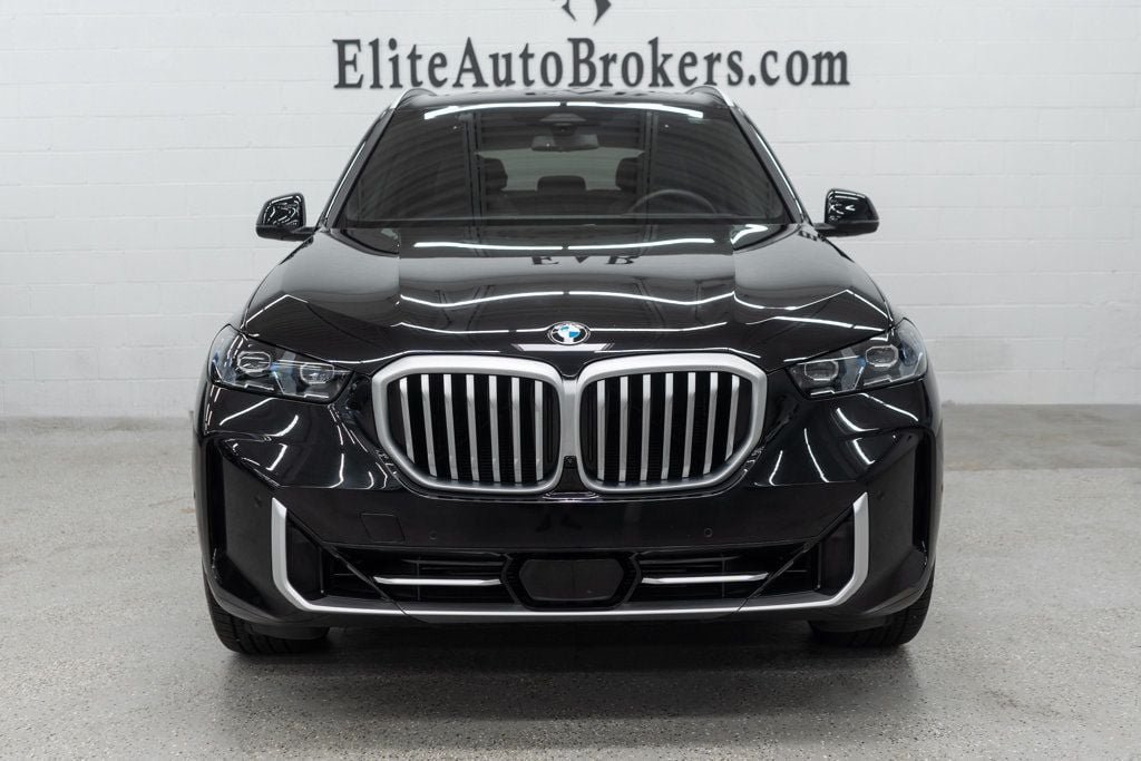Used 2026 BMW X5 xDrive40i AWD/4WD image 3
