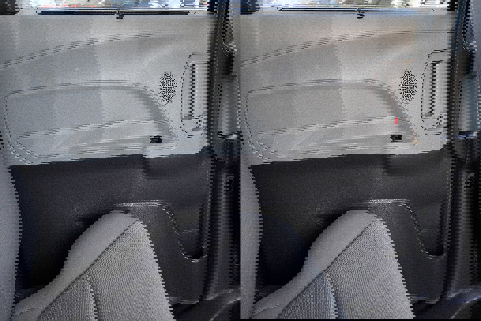 Used 2023 Toyota Sienna LE image 28