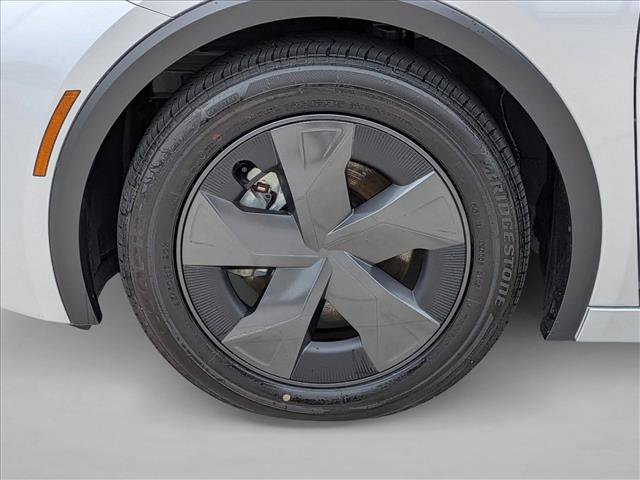 Used 2026 Toyota Prius Plug-In Hybrid image 22
