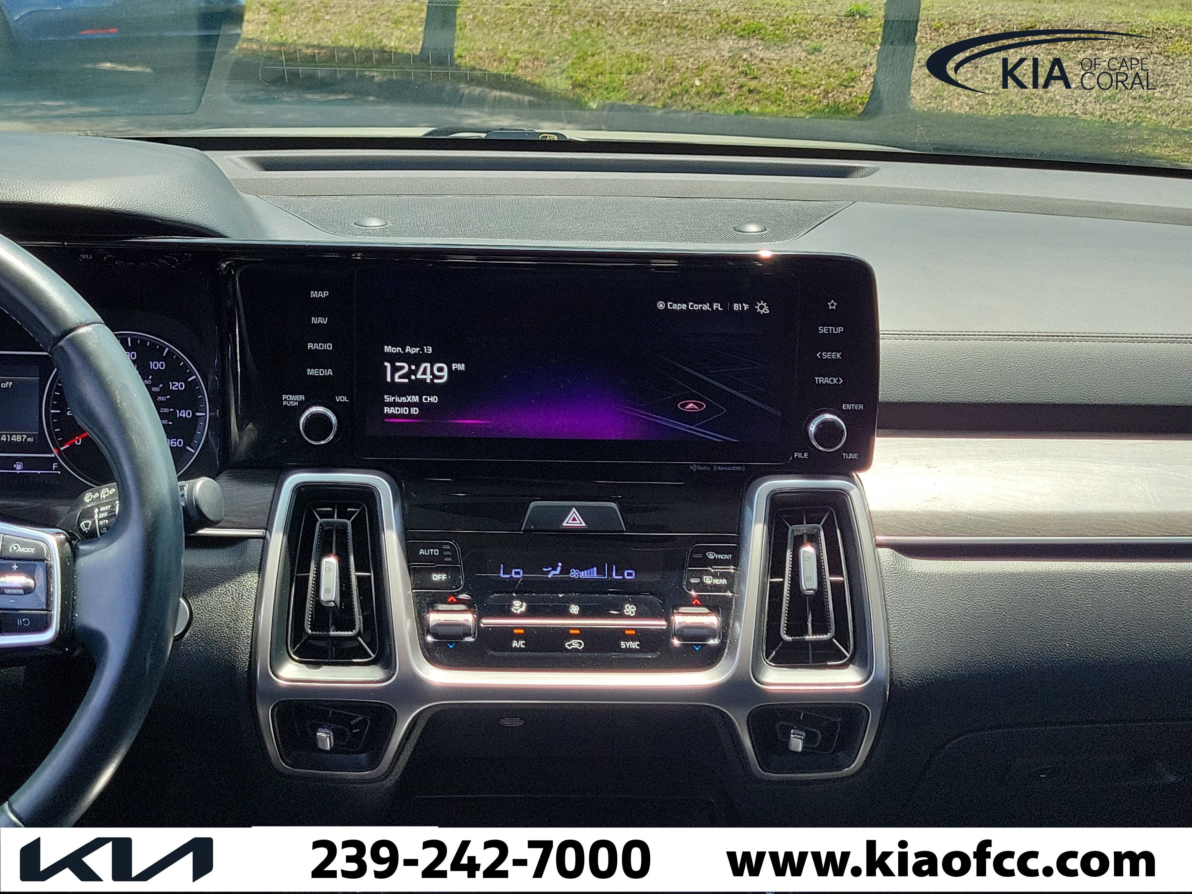 Certified 2022 Kia Sorento S w/ Panoramic Sunroof Package image 20