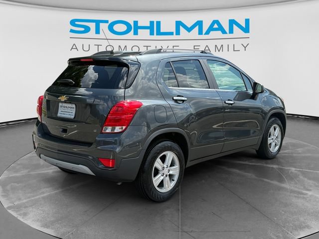 Used 2017 Chevrolet Trax LT w/ LT Convenience Package FWD image 5